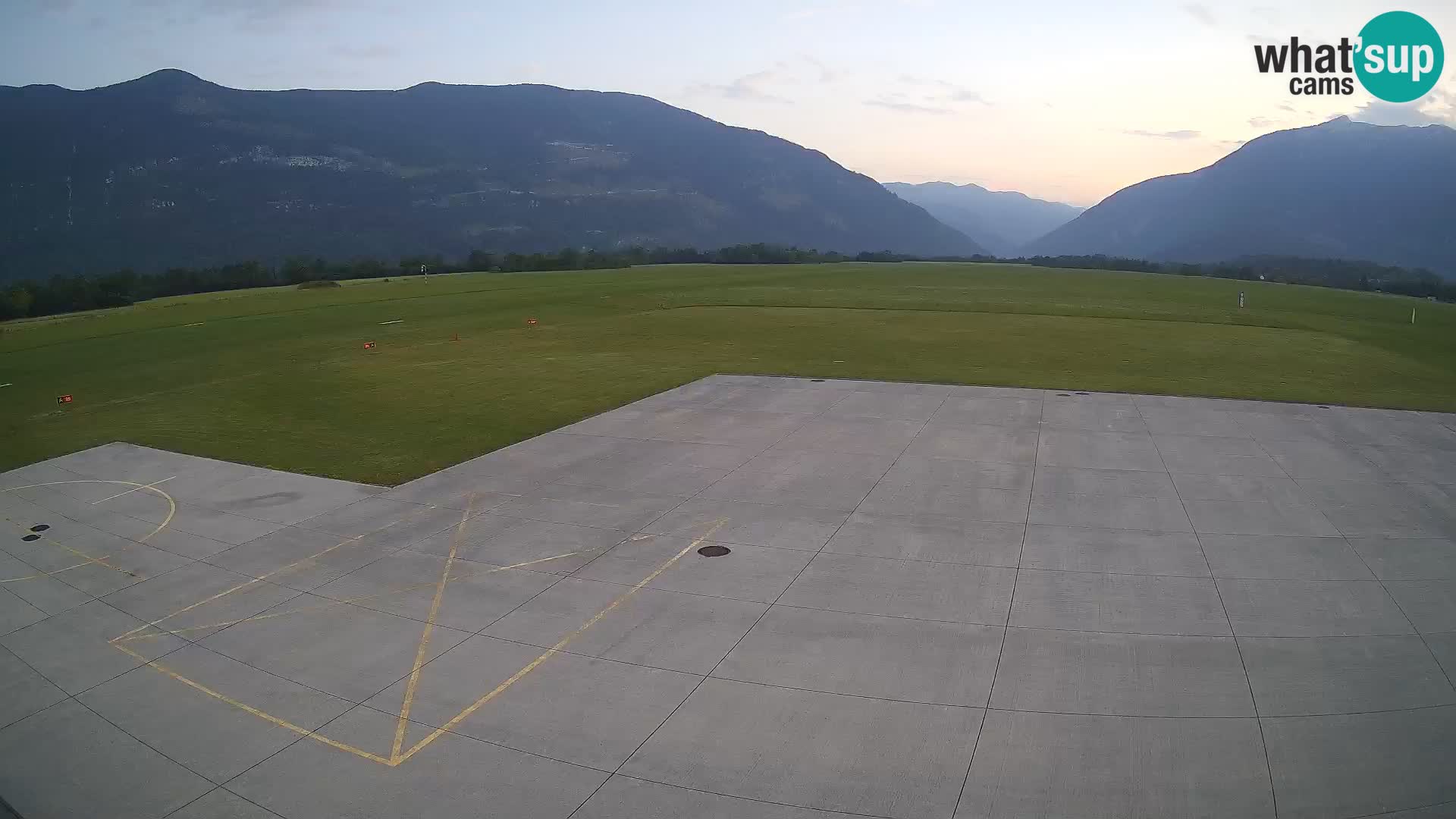 Cámara web del aeropuerto de Bovec – Skydive Bovec