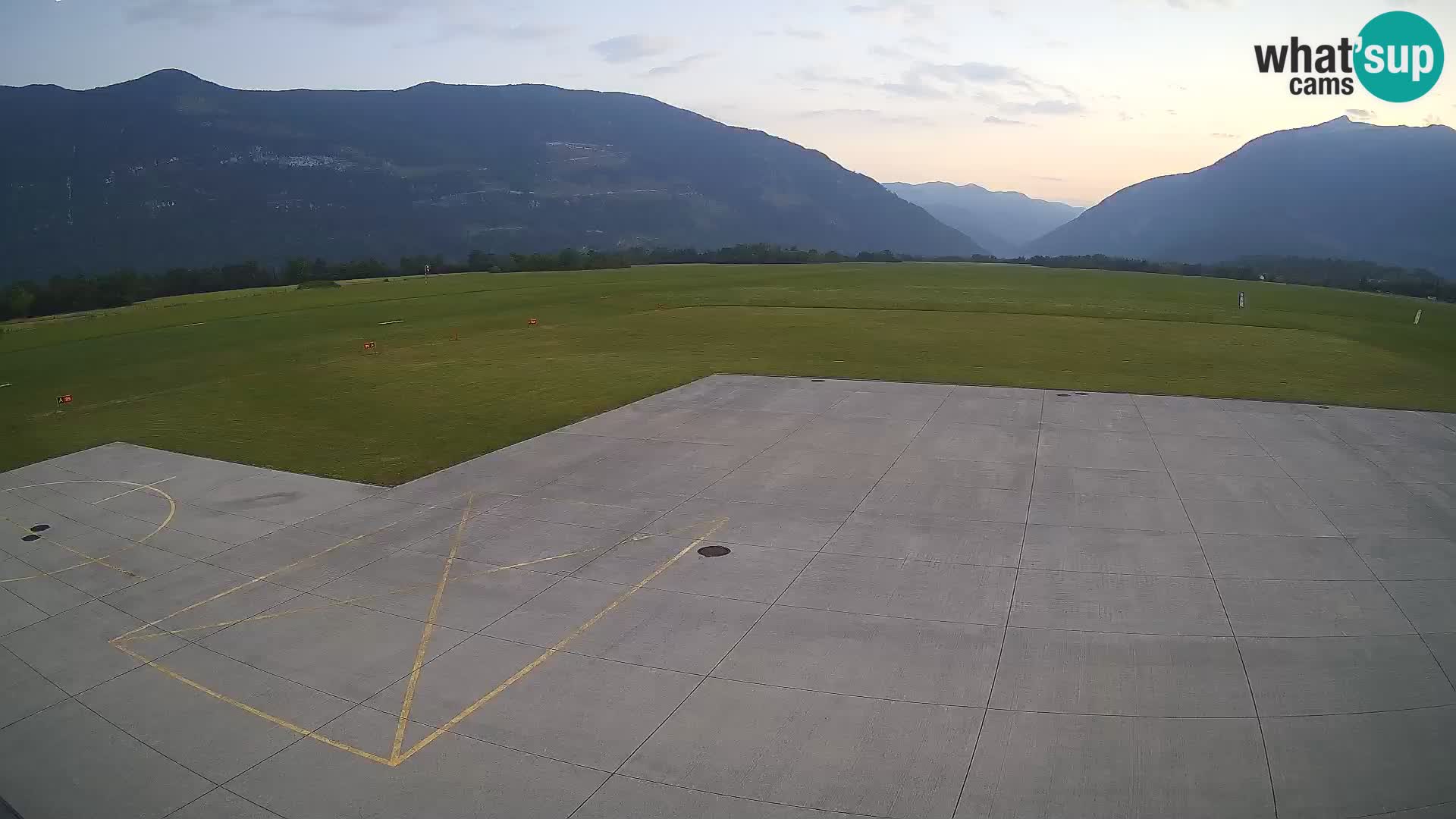 Webcam de l’aéroport de Bovec – Skydive Bovec