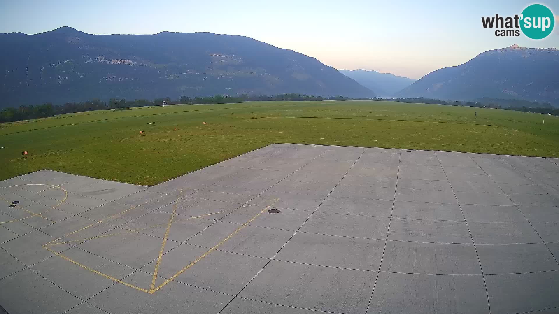 Webcam de l’aéroport de Bovec – Skydive Bovec