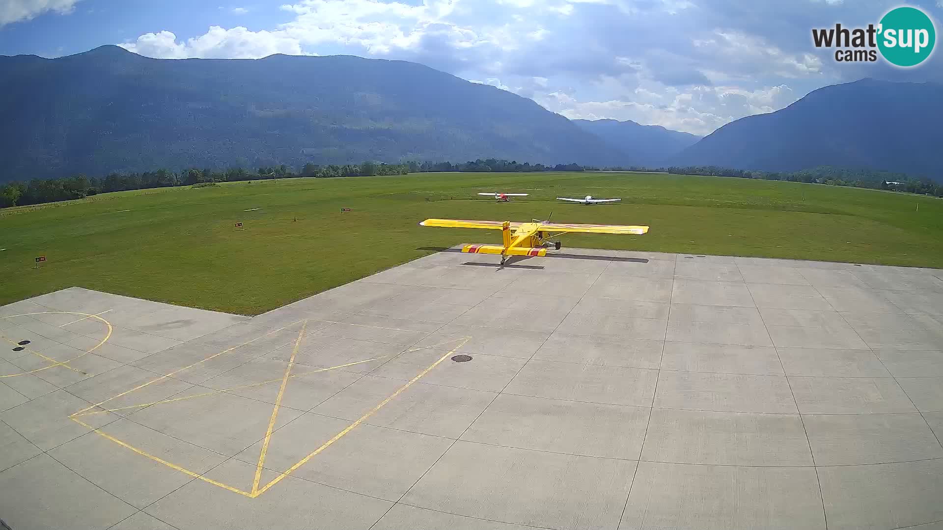 Bovec airport webcam – Skydive Bovec