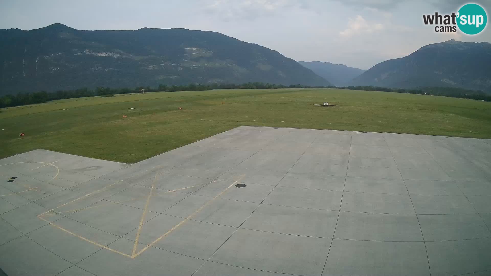 Webcam des Flughafens Bovec – Skydive Bovec