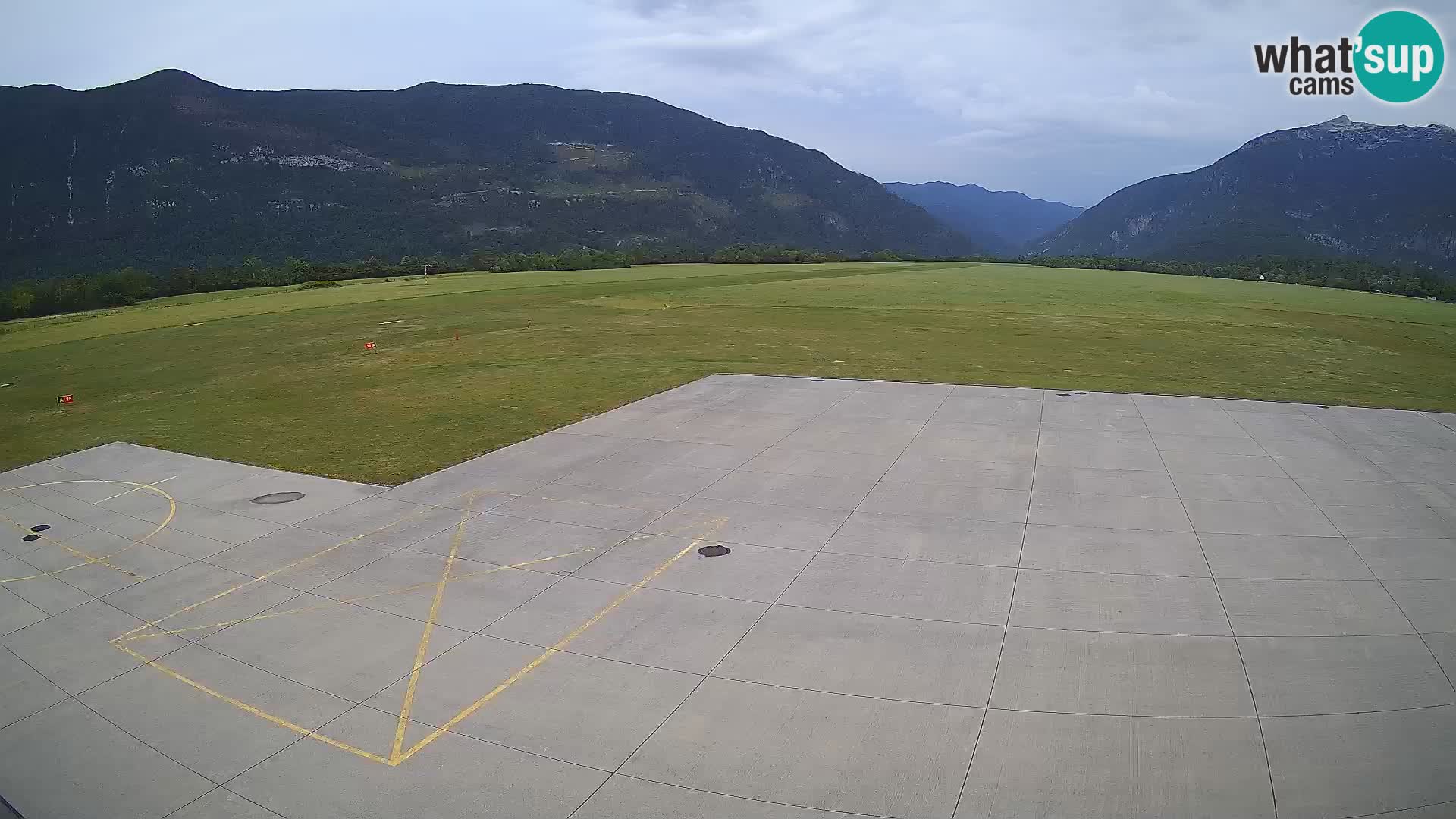 Cámara web del aeropuerto de Bovec – Skydive Bovec