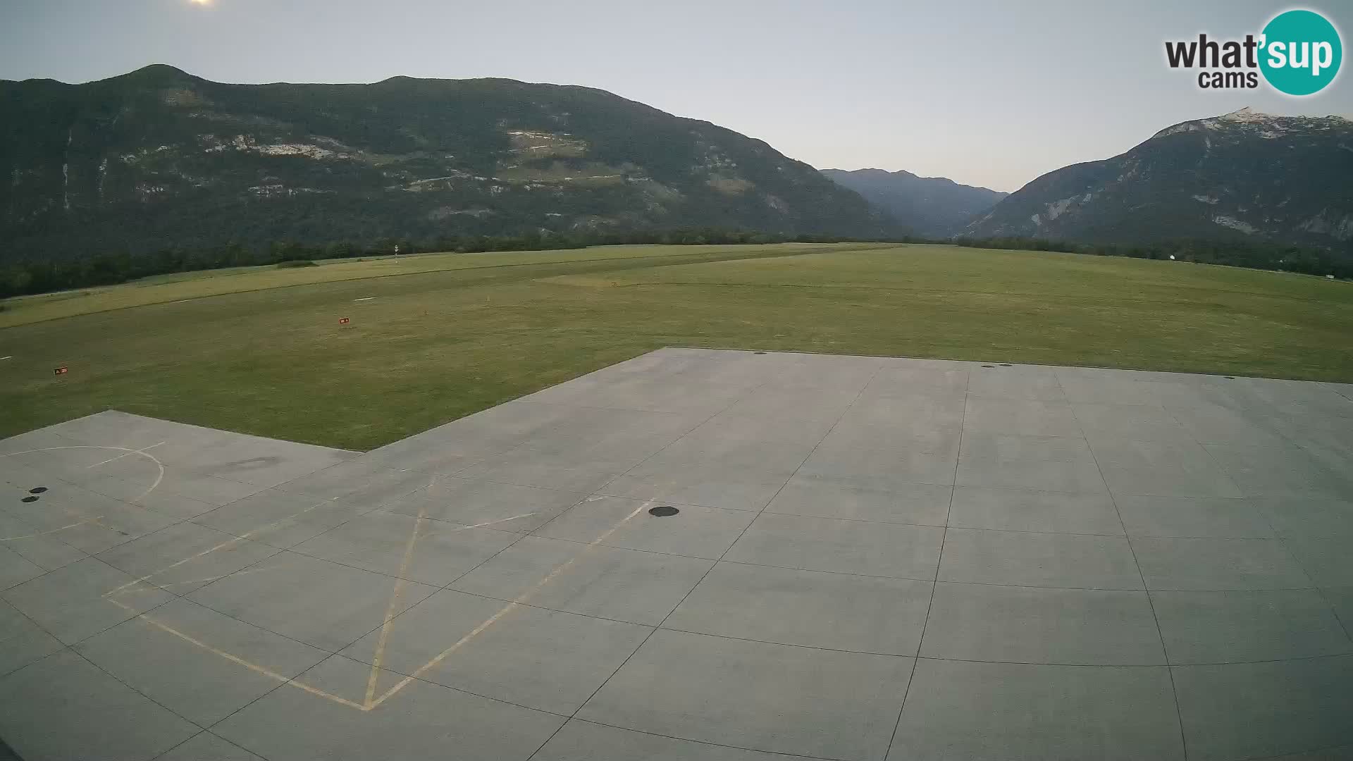 Bovec airport webcam – Skydive Bovec