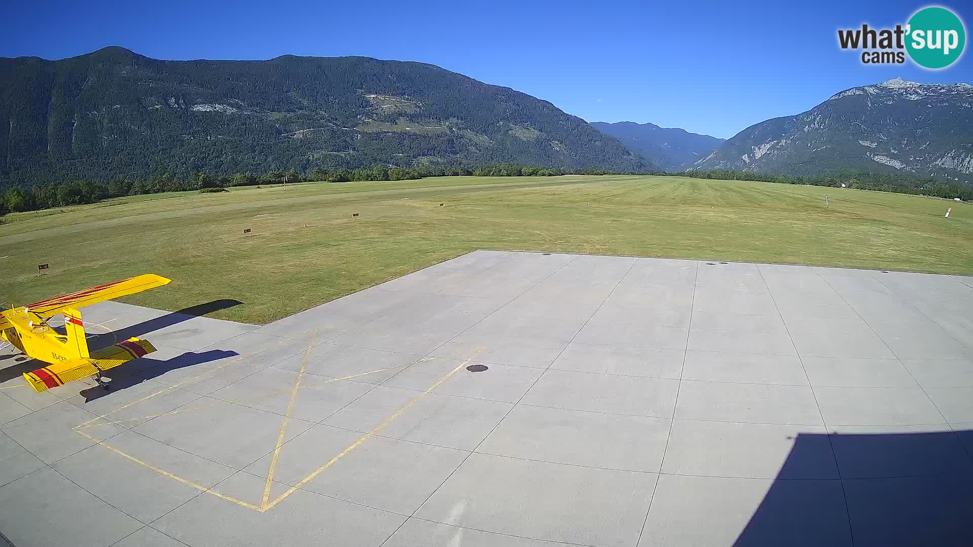 Bovec airport webcam – Skydive Bovec