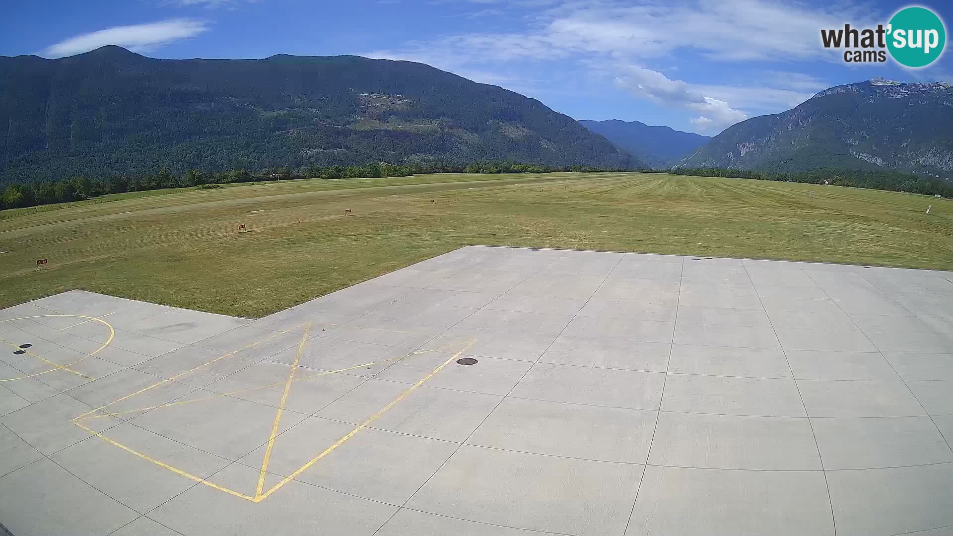 Bovec airport webcam – Skydive Bovec