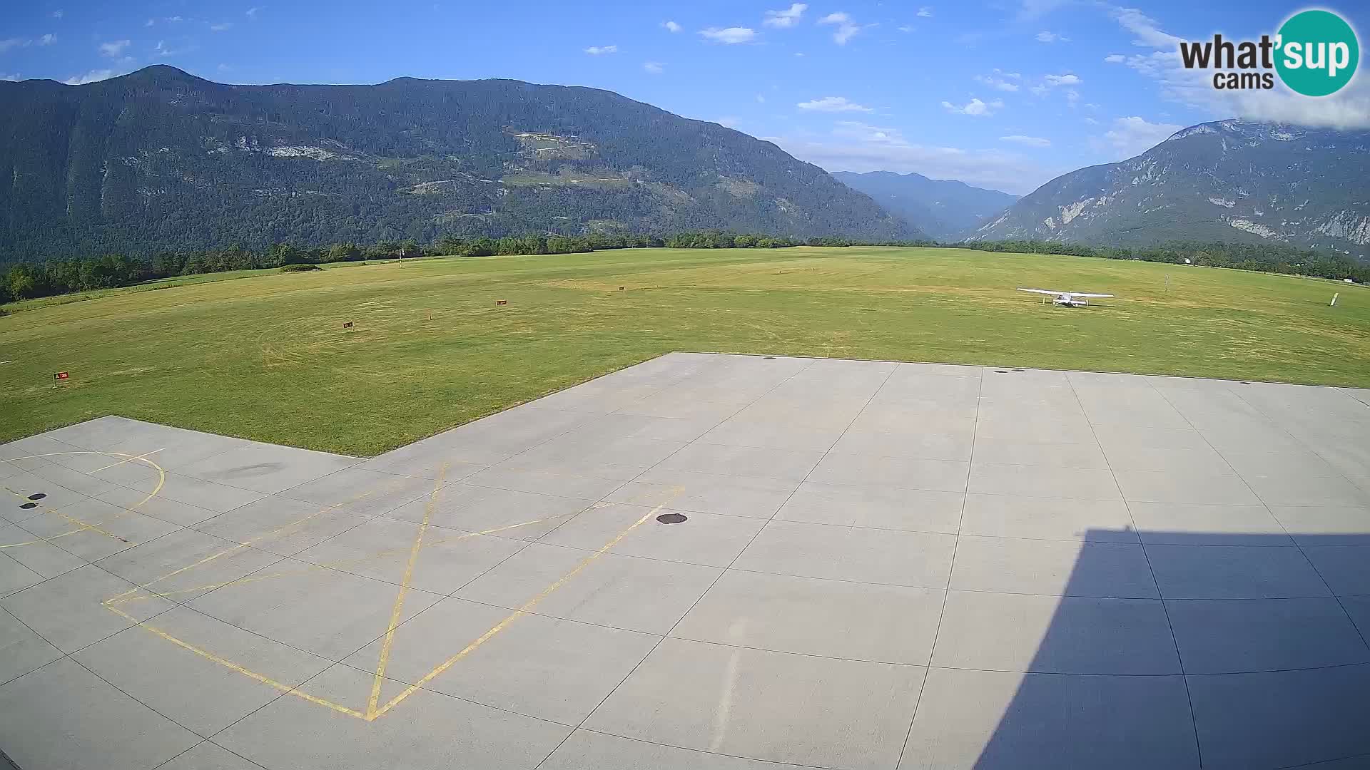 Bovec airport webcam – Skydive Bovec
