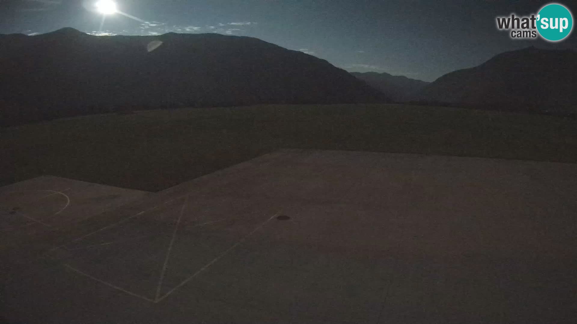 Cámara web del aeropuerto de Bovec – Skydive Bovec