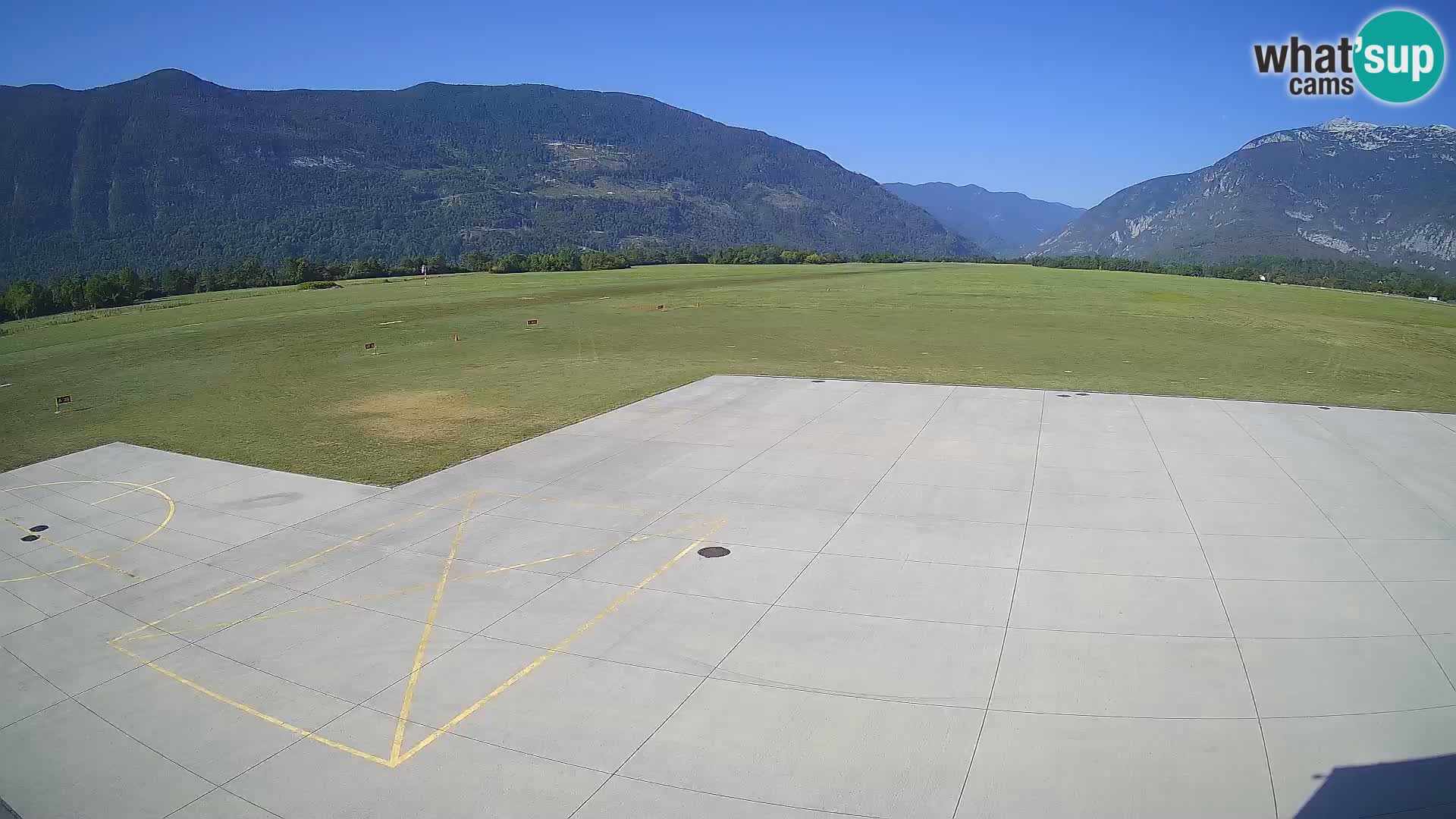 Webcam des Flughafens Bovec – Skydive Bovec