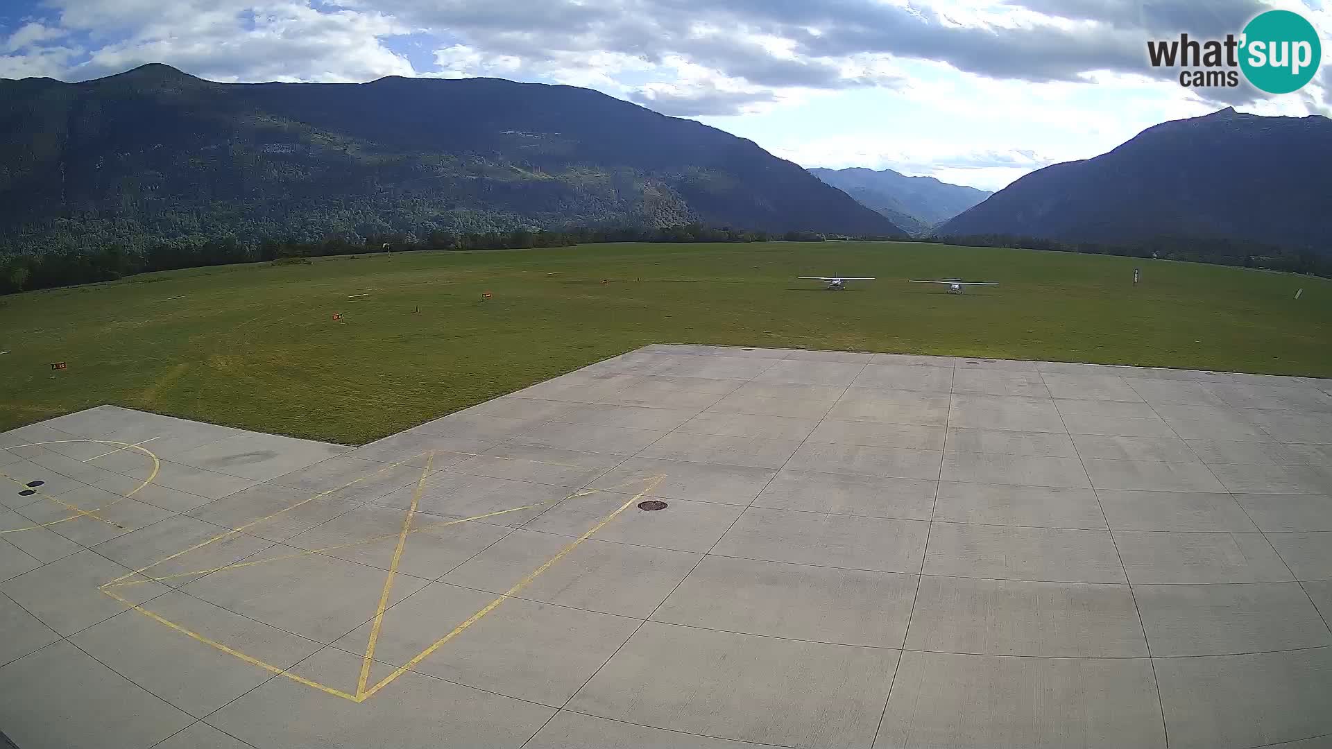 Bovec airport webcam – Skydive Bovec
