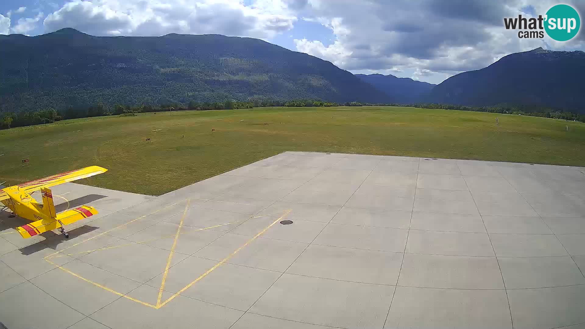 Bovec airport webcam – Skydive Bovec