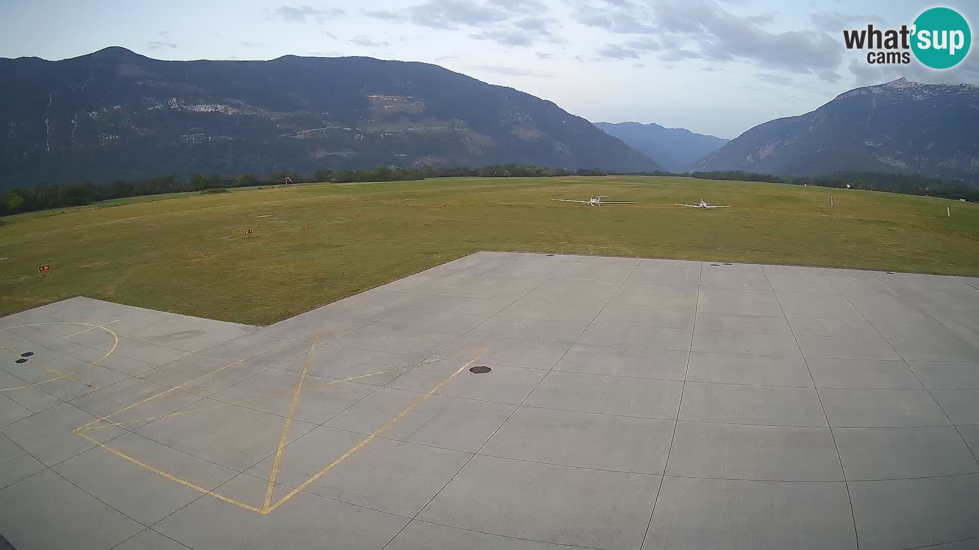 Cámara web del aeropuerto de Bovec – Skydive Bovec