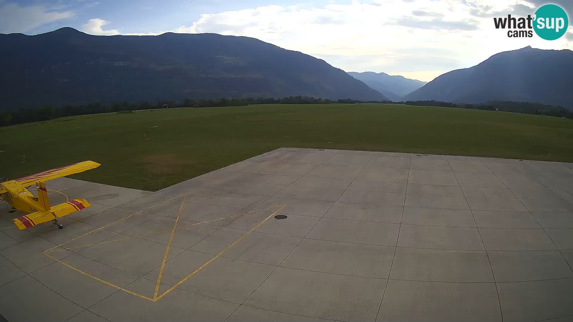 Webcam des Flughafens Bovec – Skydive Bovec