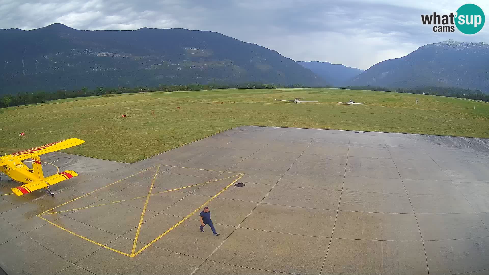 Web kamera zračne luke Bovec – Skydive Bovec