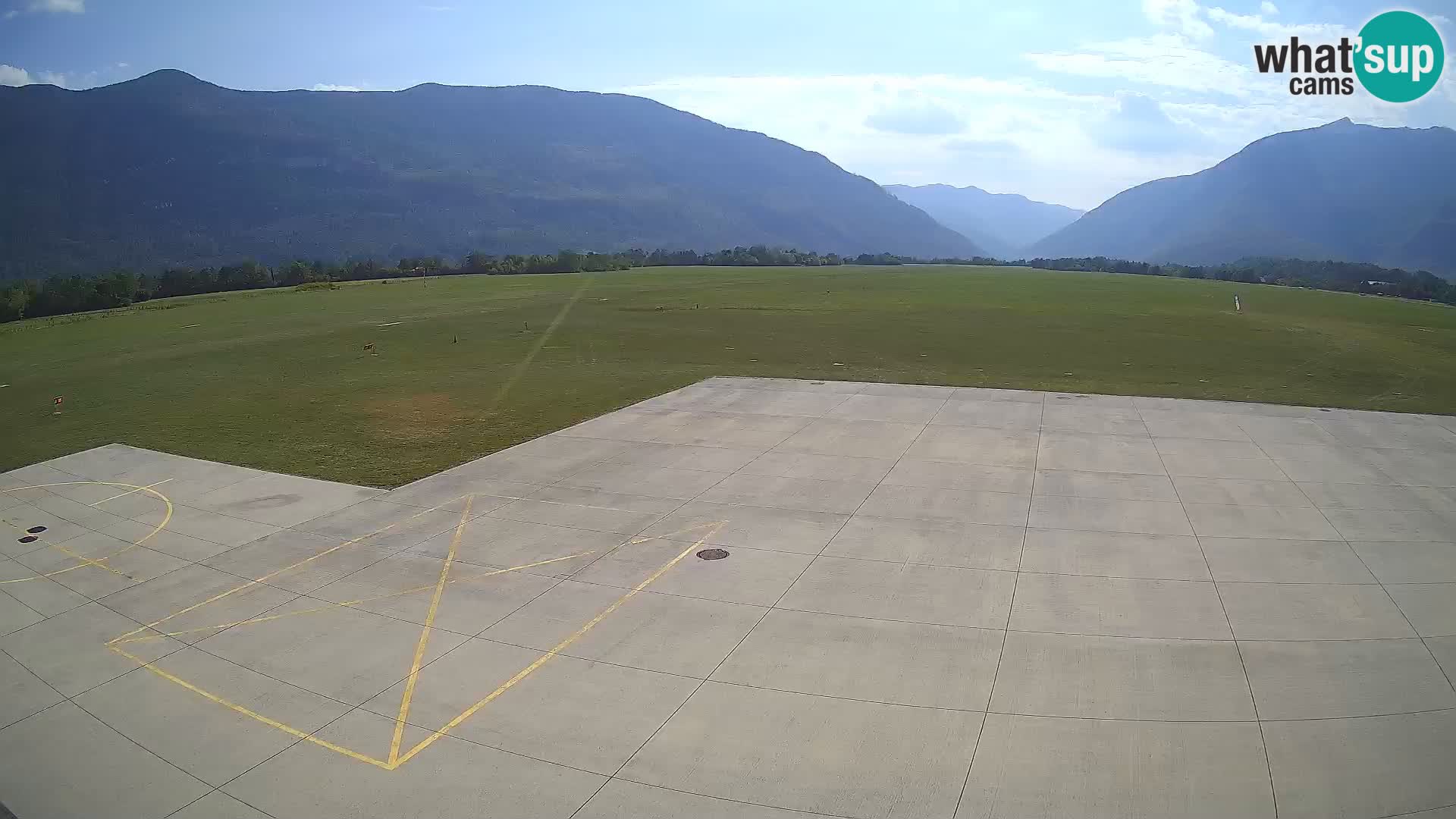 Bovec airport webcam – Skydive Bovec