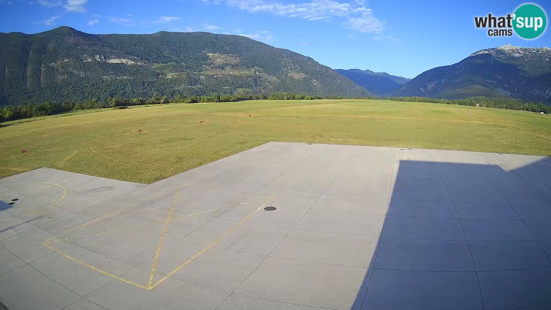 Bovec airport webcam – Skydive Bovec