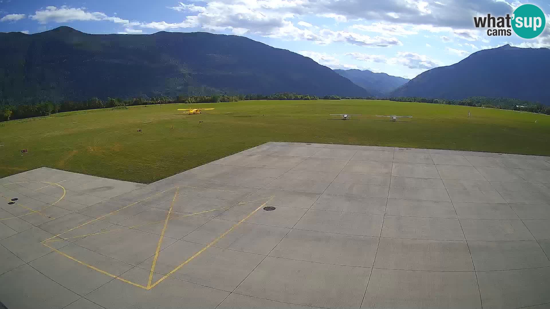 Cámara web del aeropuerto de Bovec – Skydive Bovec