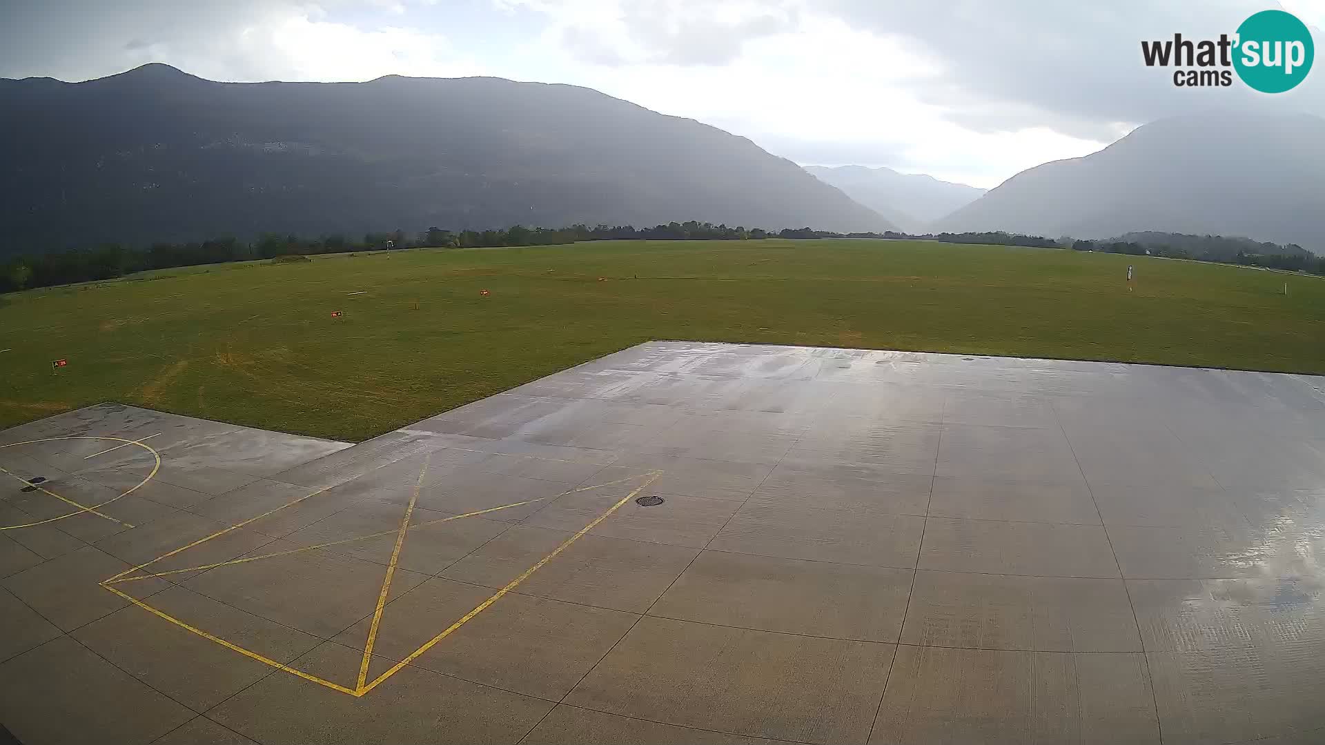 Cámara web del aeropuerto de Bovec – Skydive Bovec