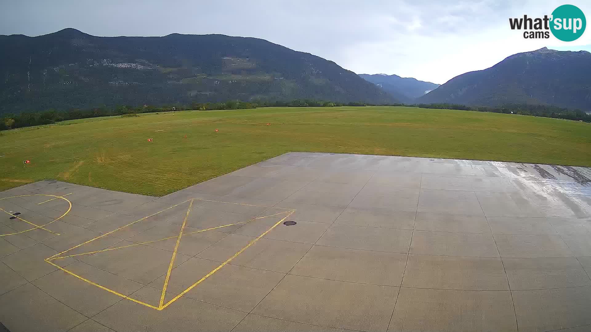 Cámara web del aeropuerto de Bovec – Skydive Bovec