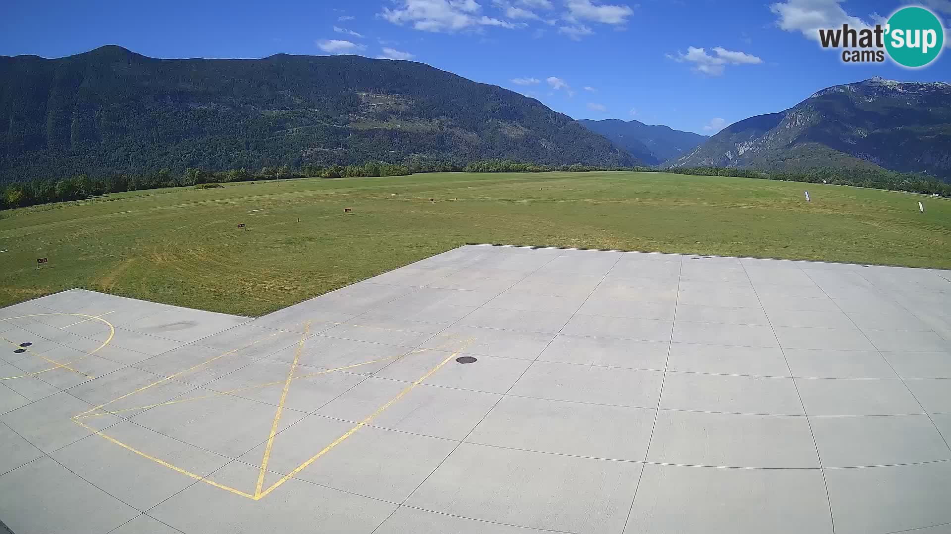 Bovec airport webcam – Skydive Bovec