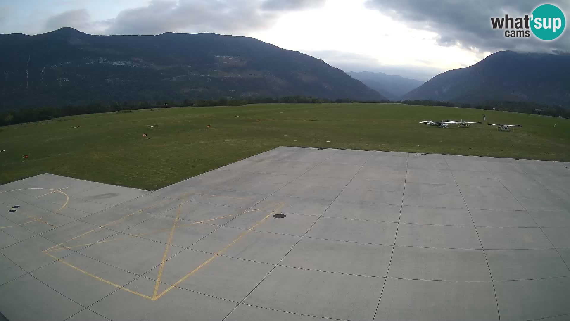 Bovec airport webcam – Skydive Bovec