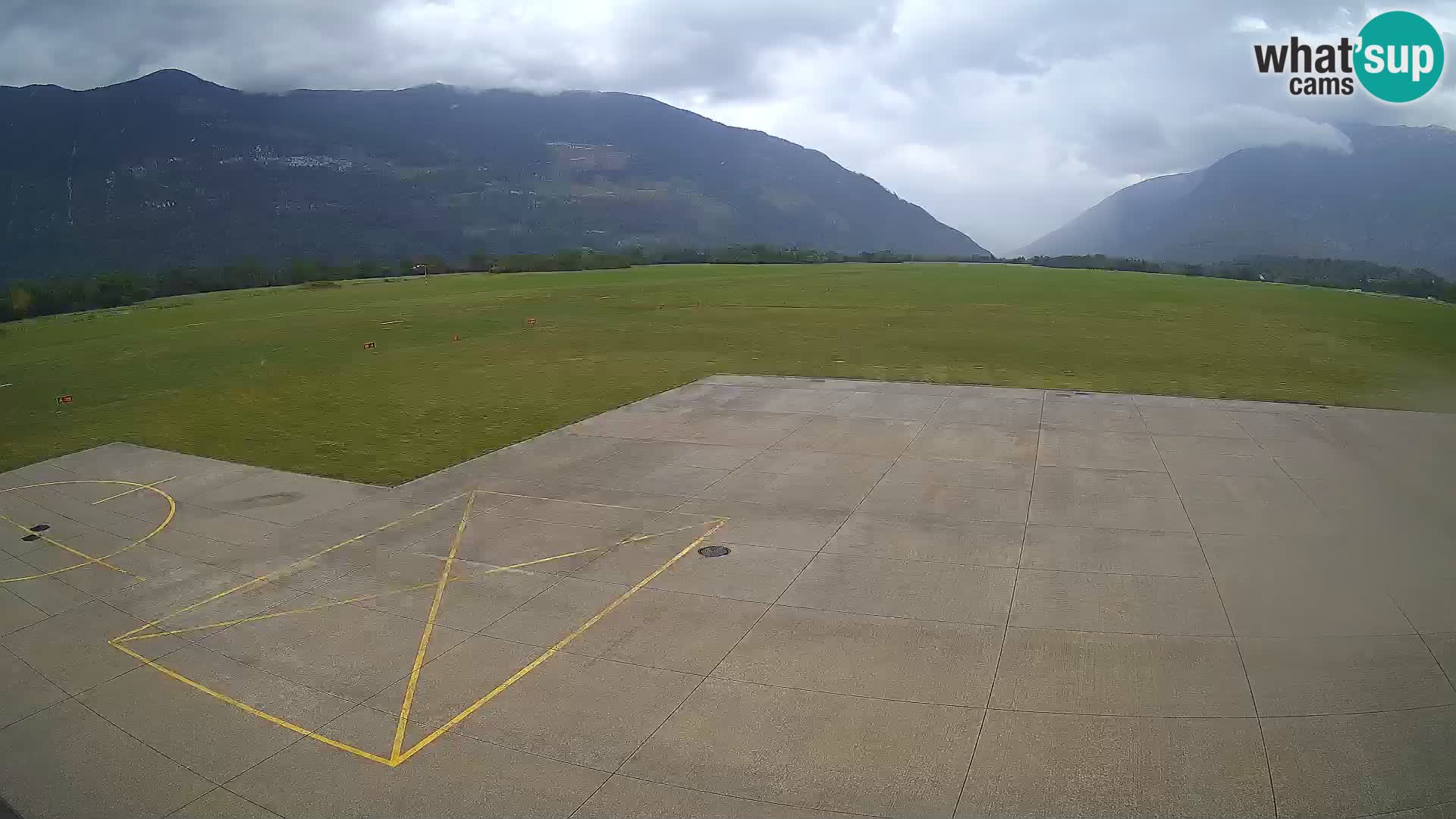 Webcam des Flughafens Bovec – Skydive Bovec