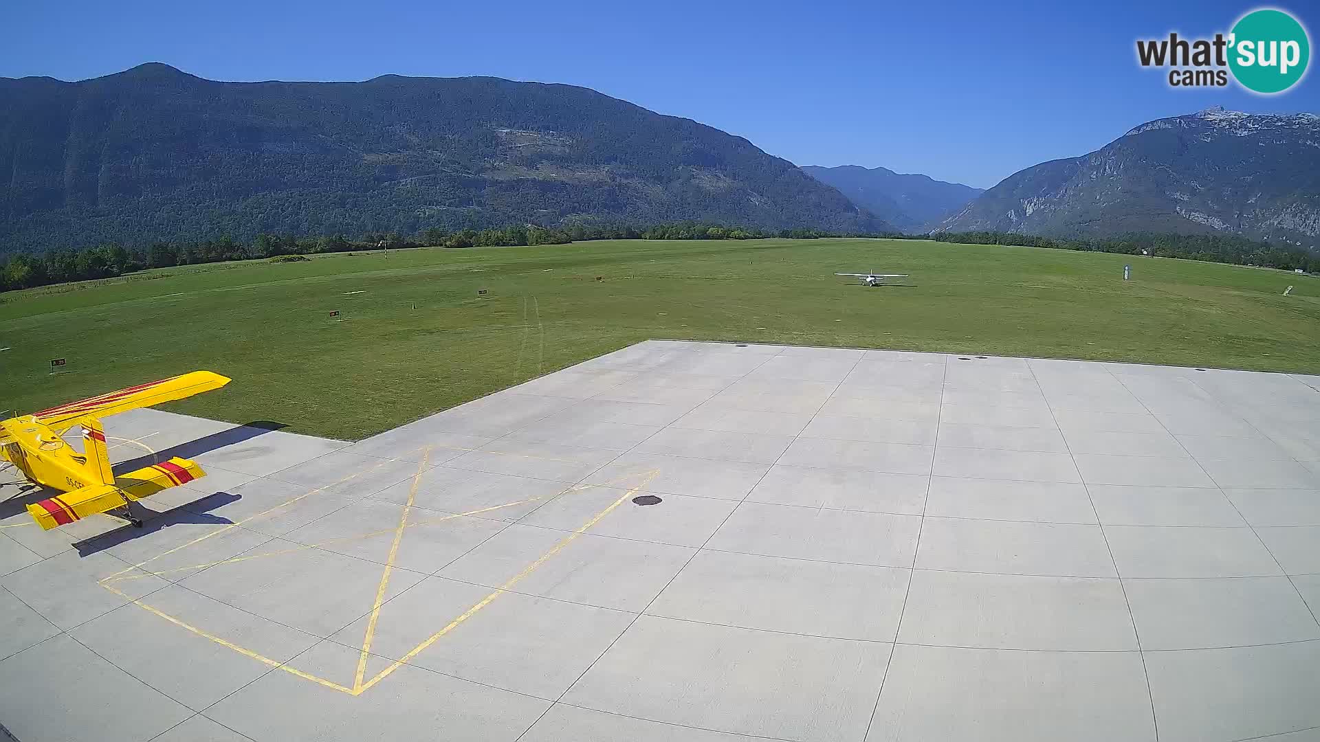 Bovec airport webcam – Skydive Bovec