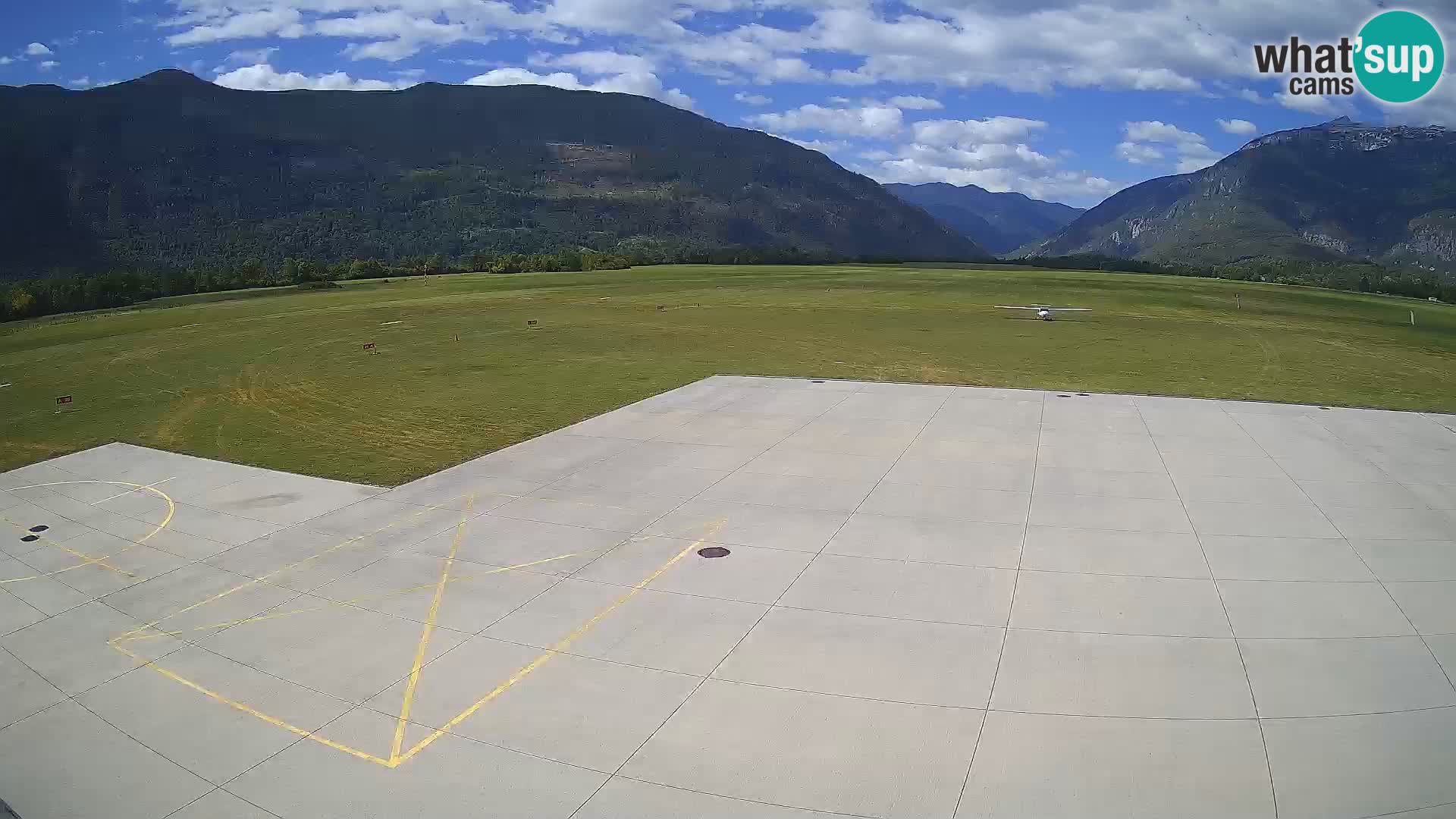 Bovec airport webcam – Skydive Bovec