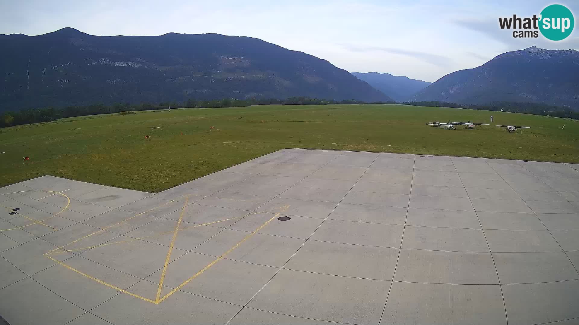 Cámara web del aeropuerto de Bovec – Skydive Bovec