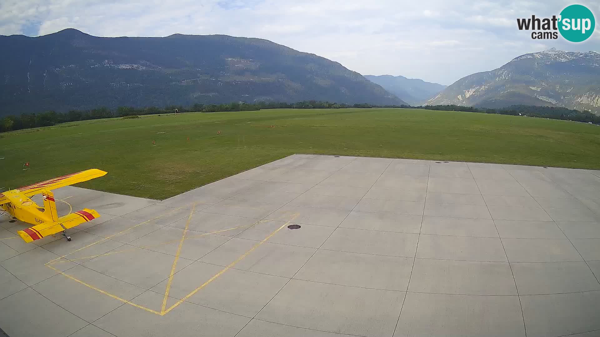 Web kamera zračne luke Bovec – Skydive Bovec