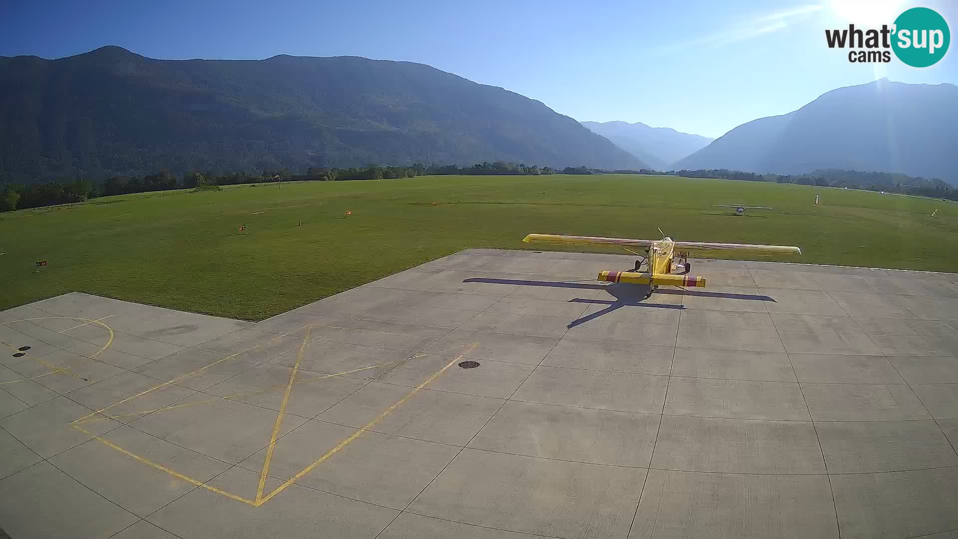 Cámara web del aeropuerto de Bovec – Skydive Bovec