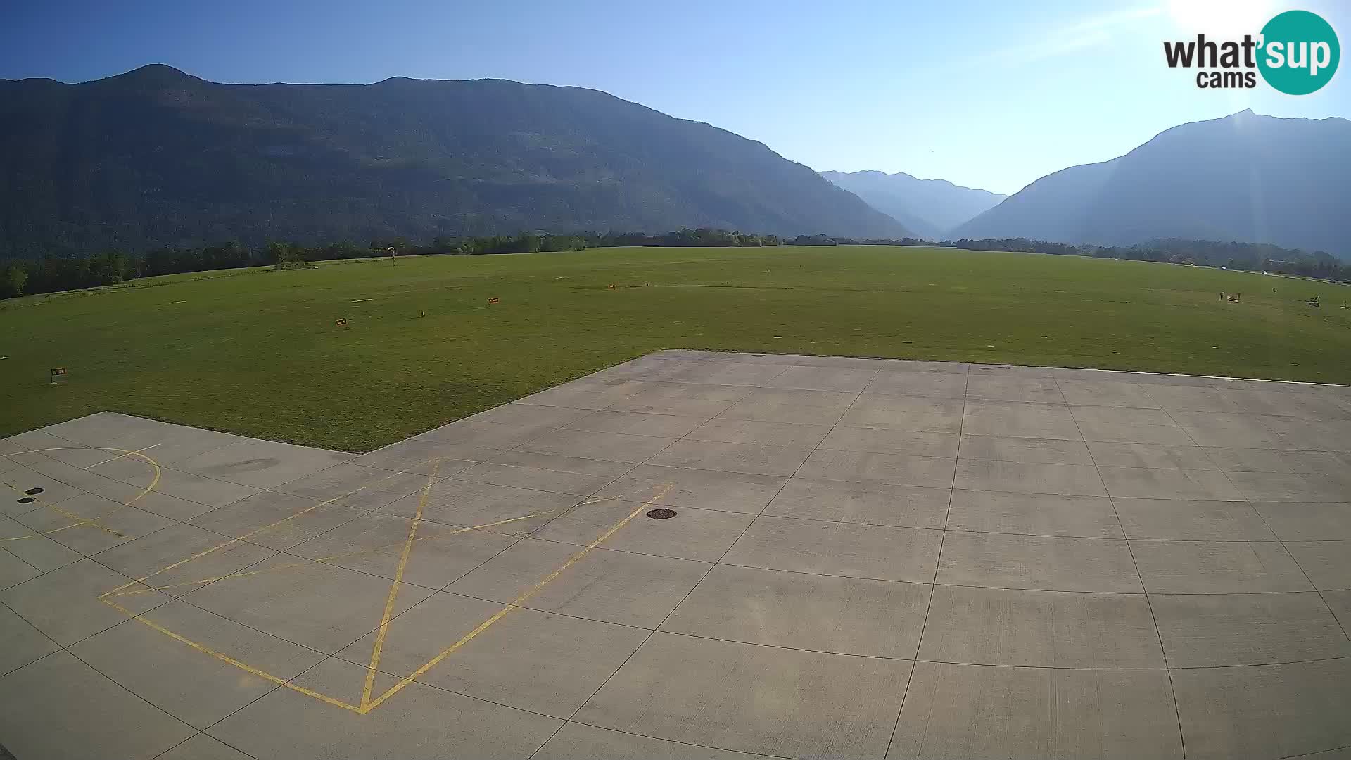 Cámara web del aeropuerto de Bovec – Skydive Bovec