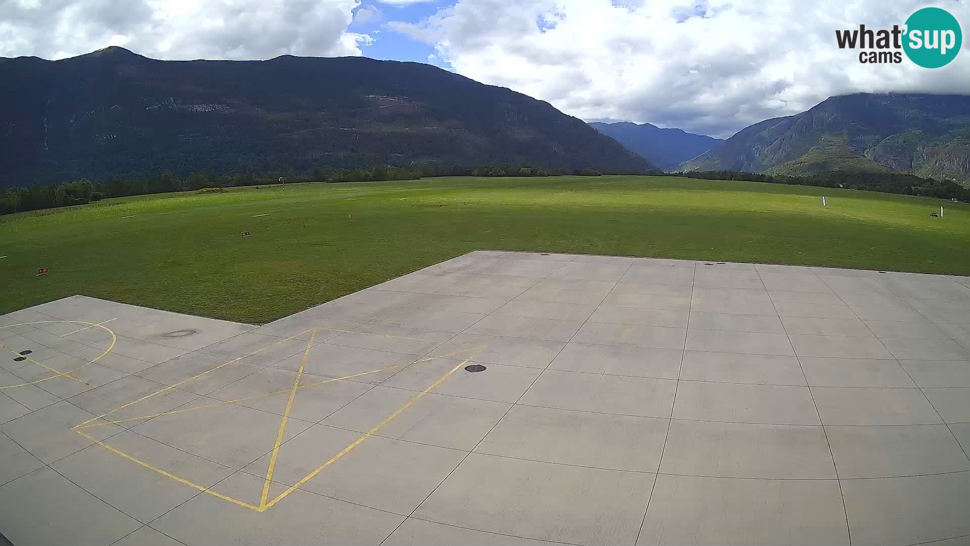 Webcam des Flughafens Bovec – Skydive Bovec