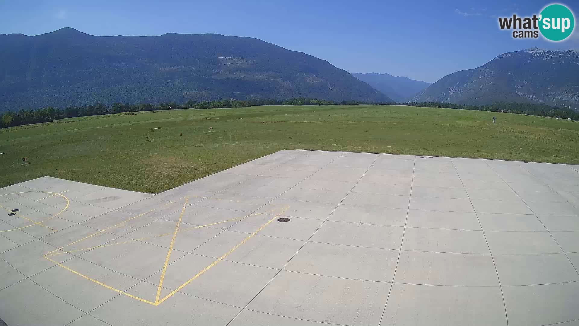 Bovec airport webcam – Skydive Bovec