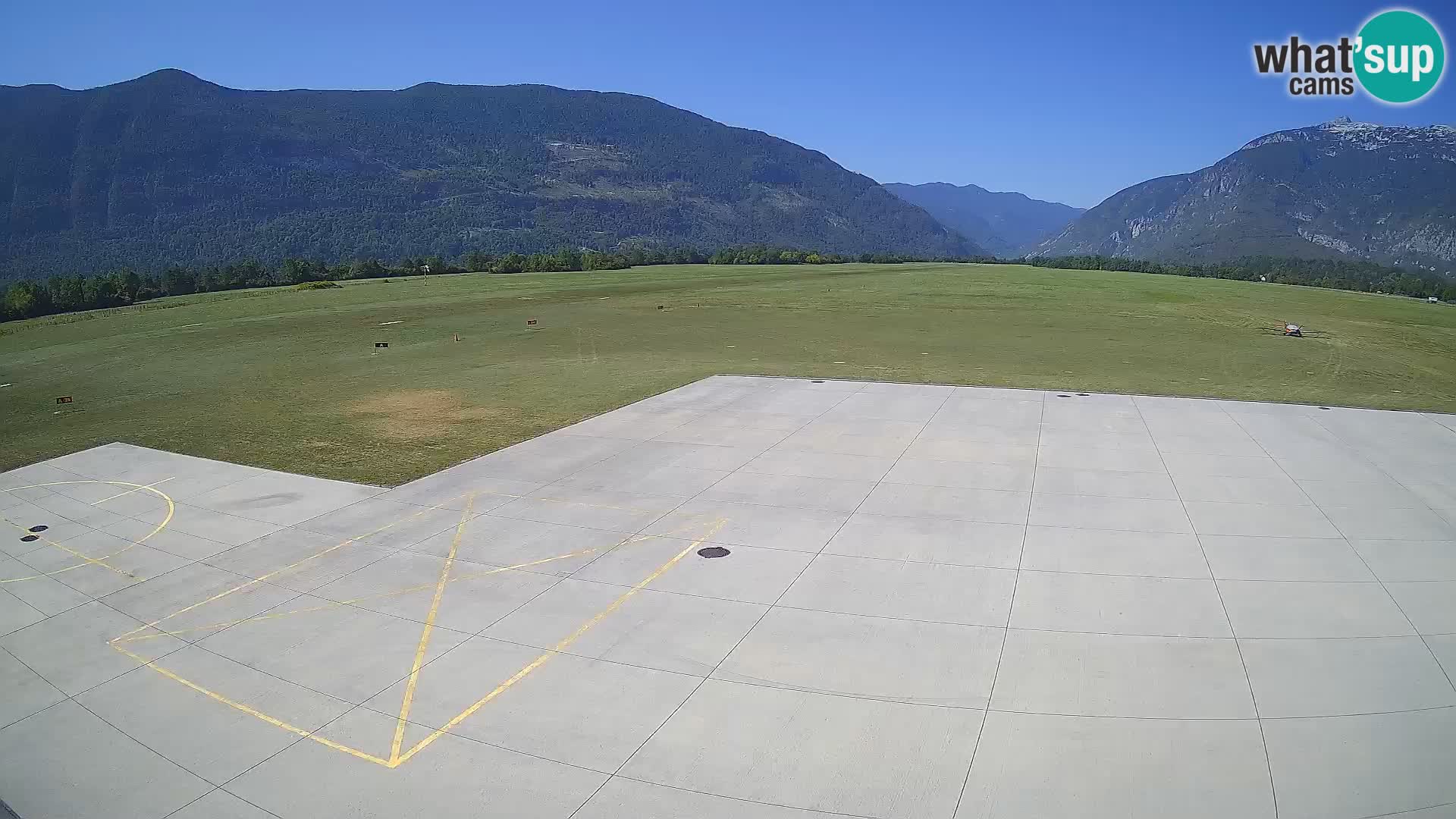 Bovec airport webcam – Skydive Bovec