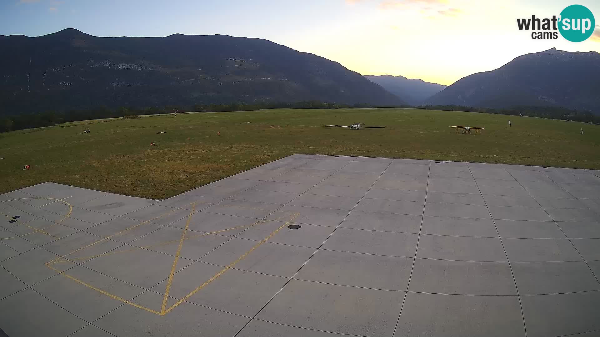 Bovec airport webcam – Skydive Bovec
