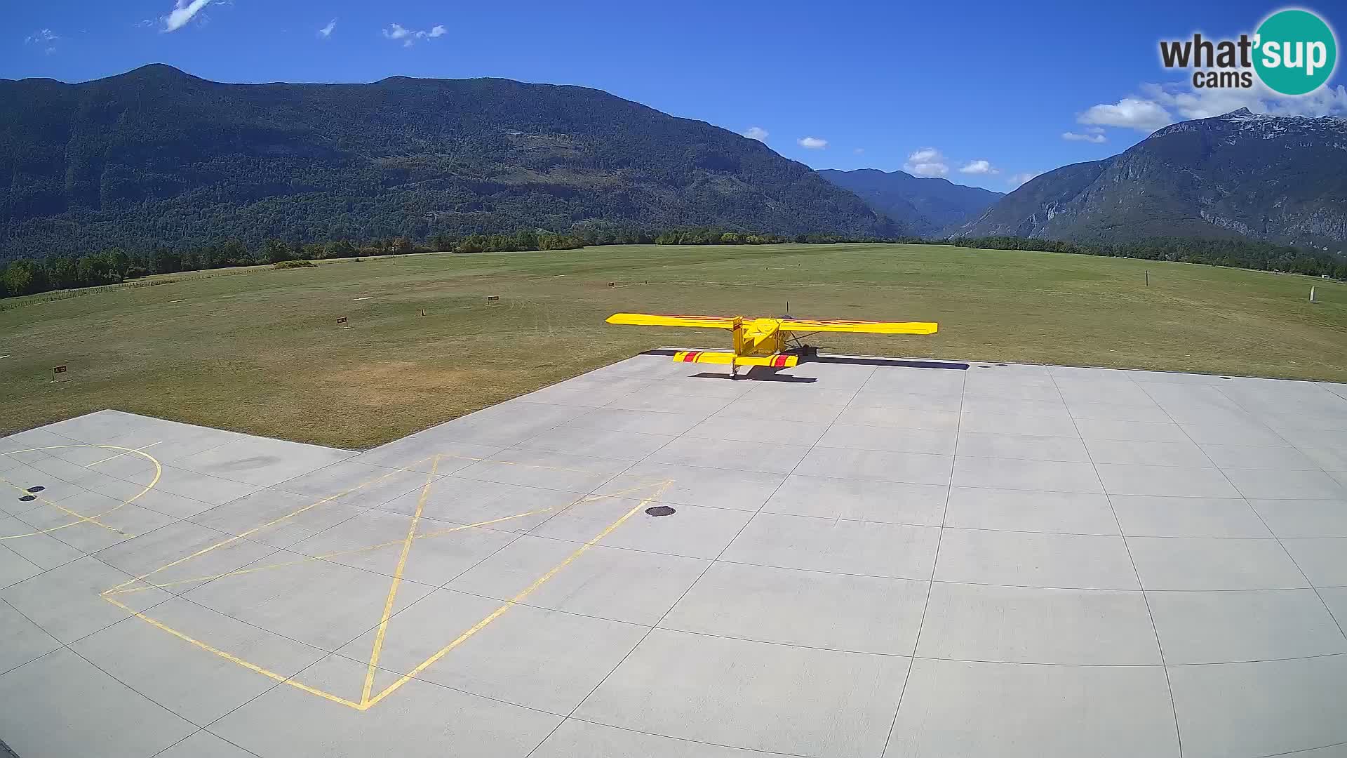 Web kamera zračne luke Bovec – Skydive Bovec