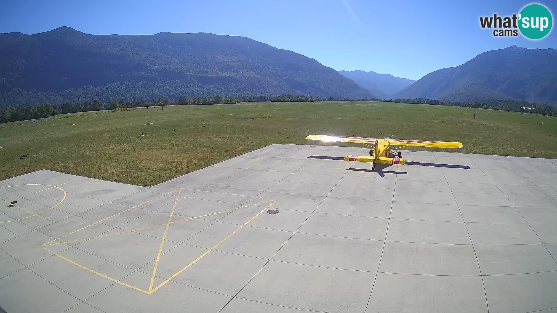 Bovec airport webcam – Skydive Bovec
