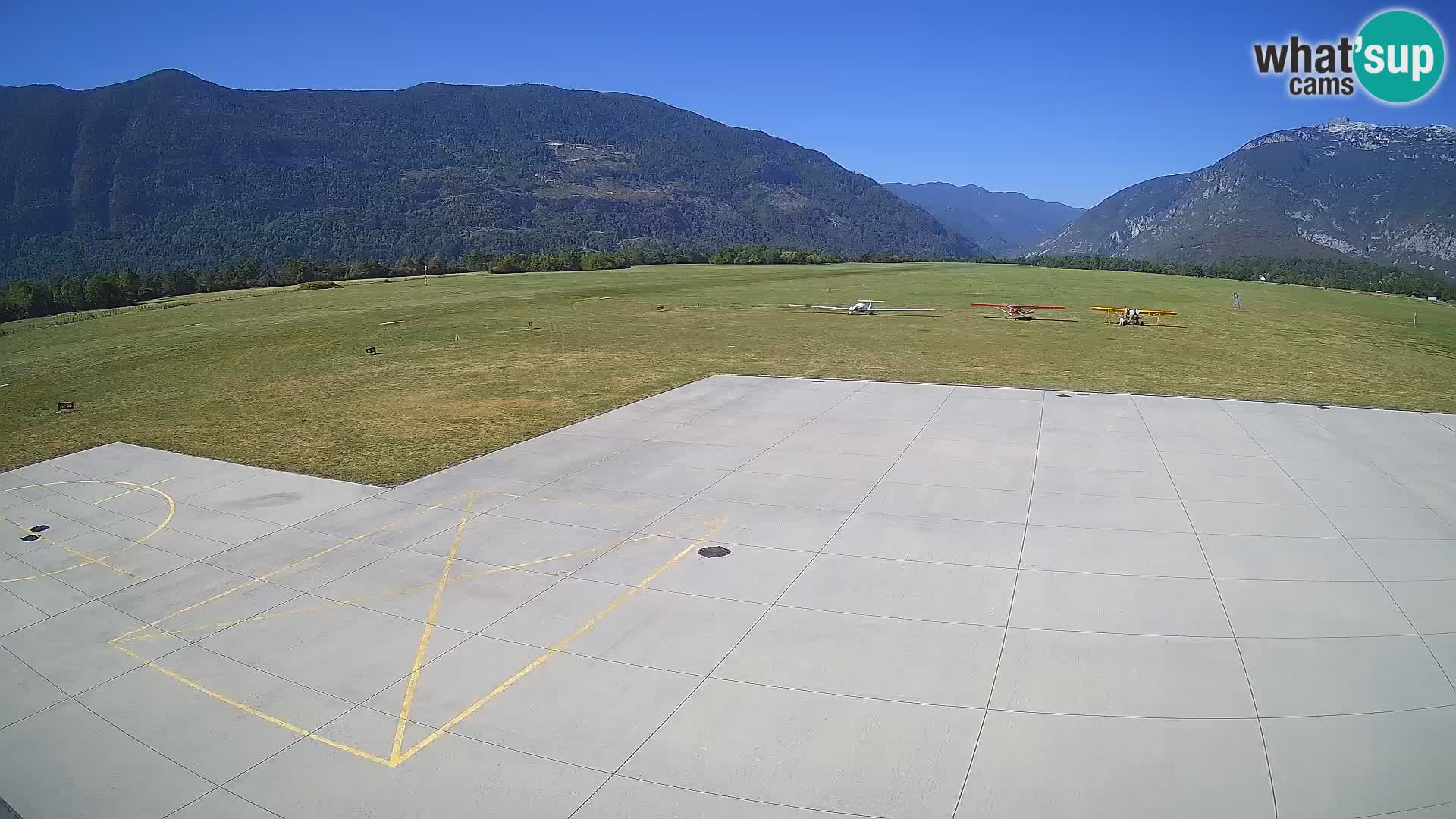 Webcam des Flughafens Bovec – Skydive Bovec