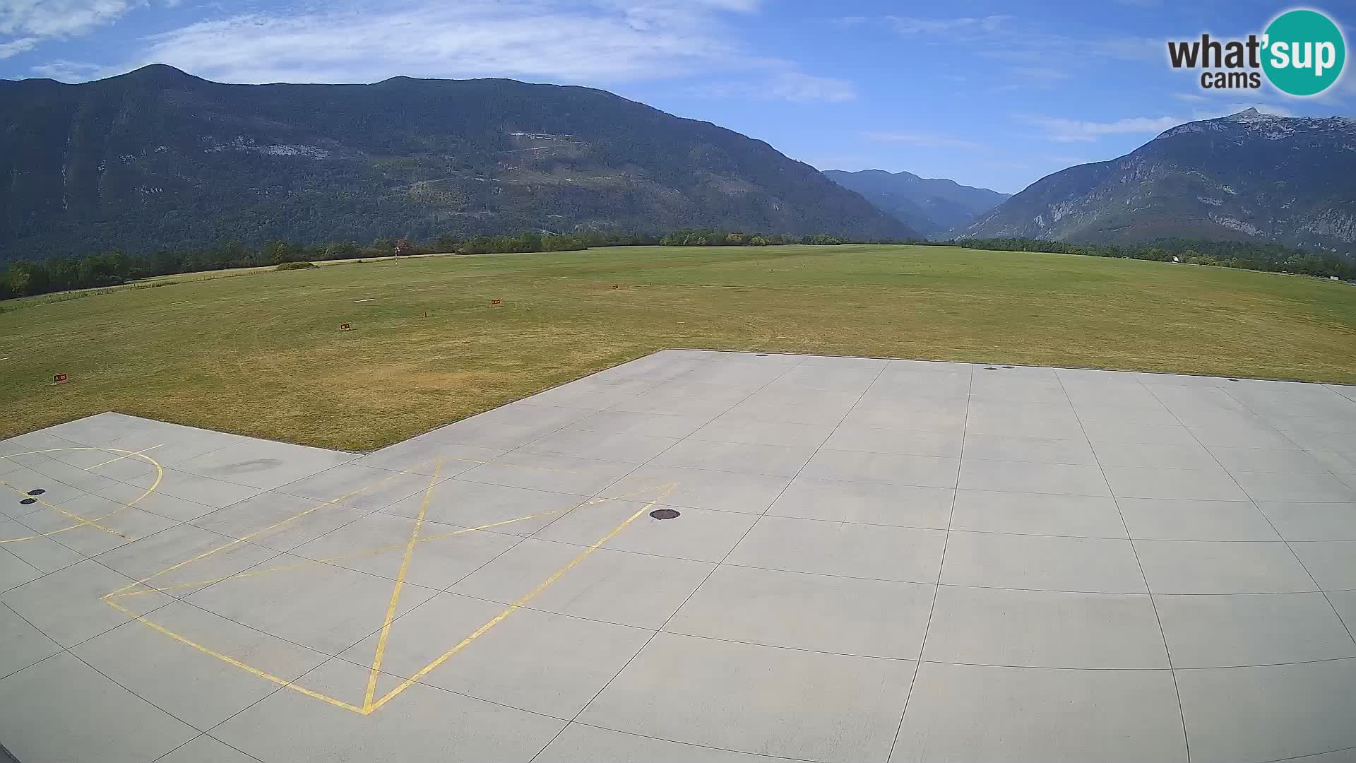 Bovec airport webcam – Skydive Bovec