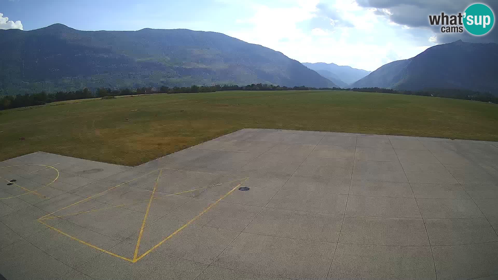 Cámara web del aeropuerto de Bovec – Skydive Bovec