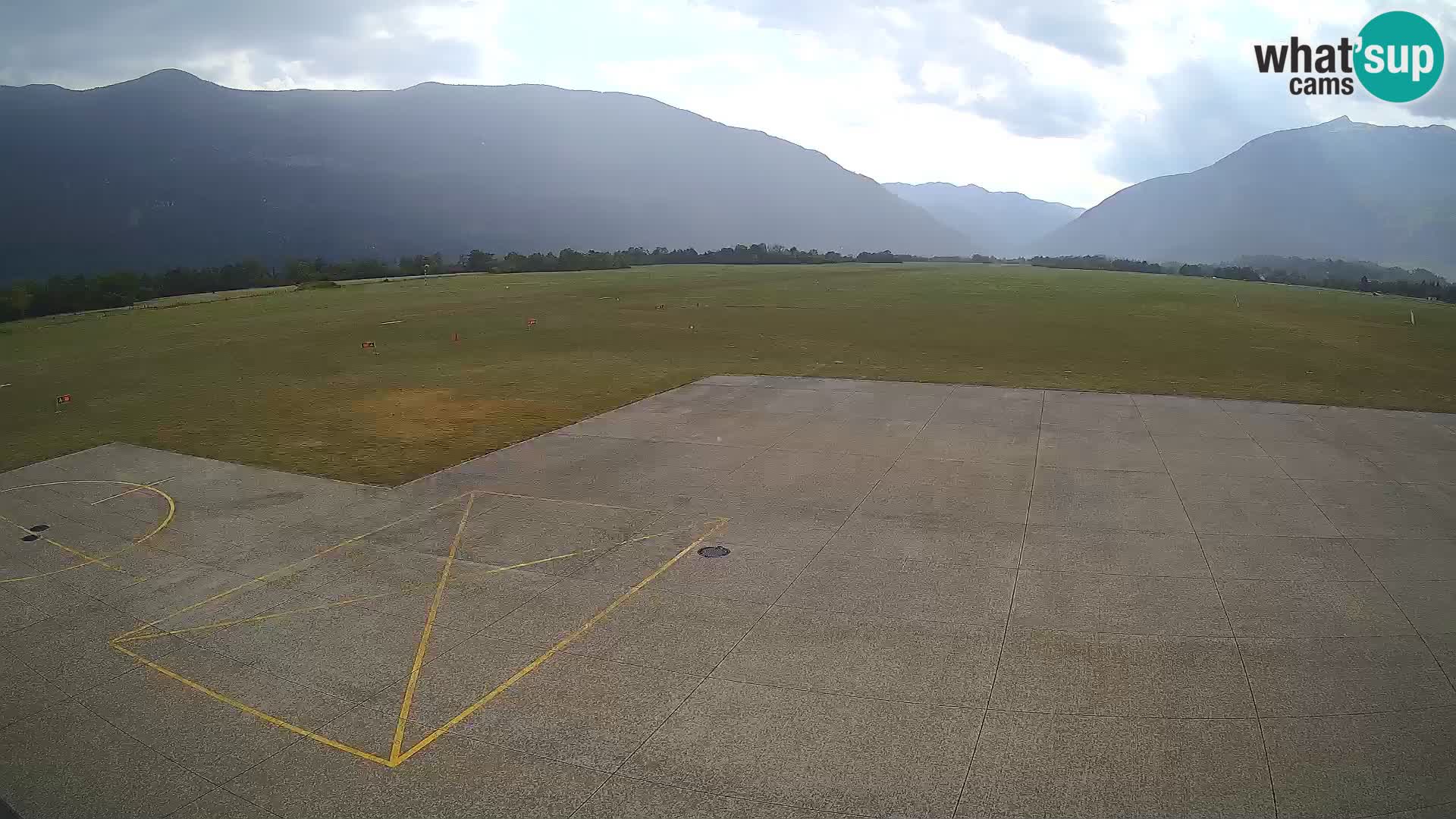 Webcam des Flughafens Bovec – Skydive Bovec