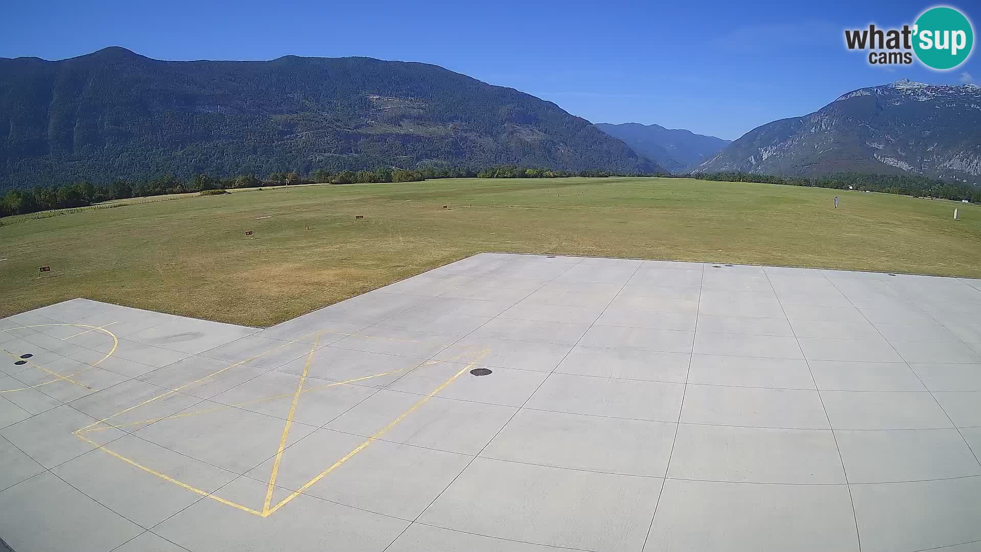 Webcam des Flughafens Bovec – Skydive Bovec