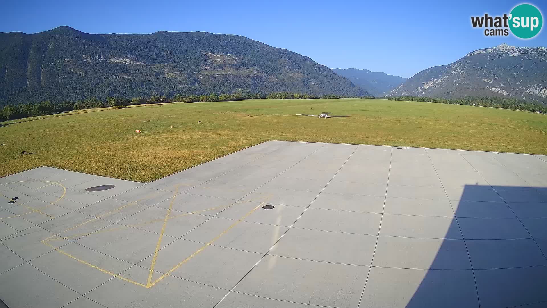 Bovec airport webcam – Skydive Bovec