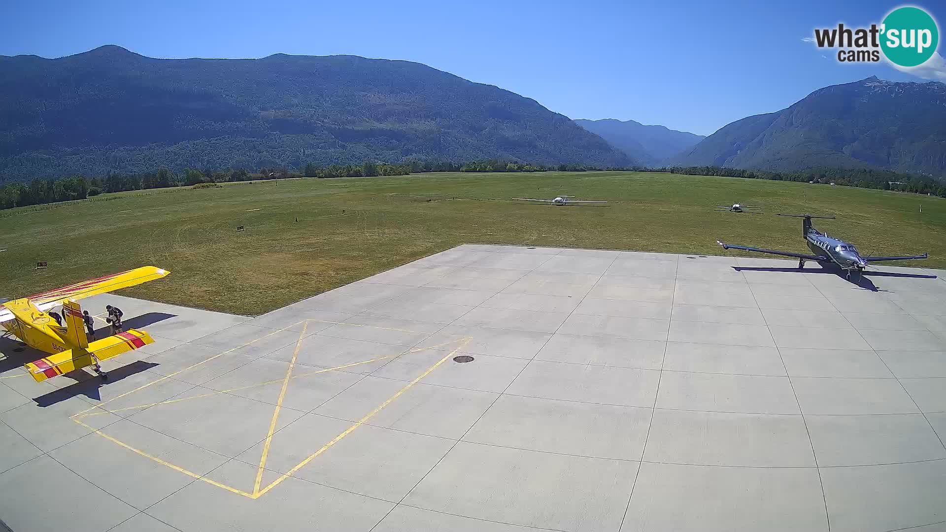 Bovec airport webcam – Skydive Bovec