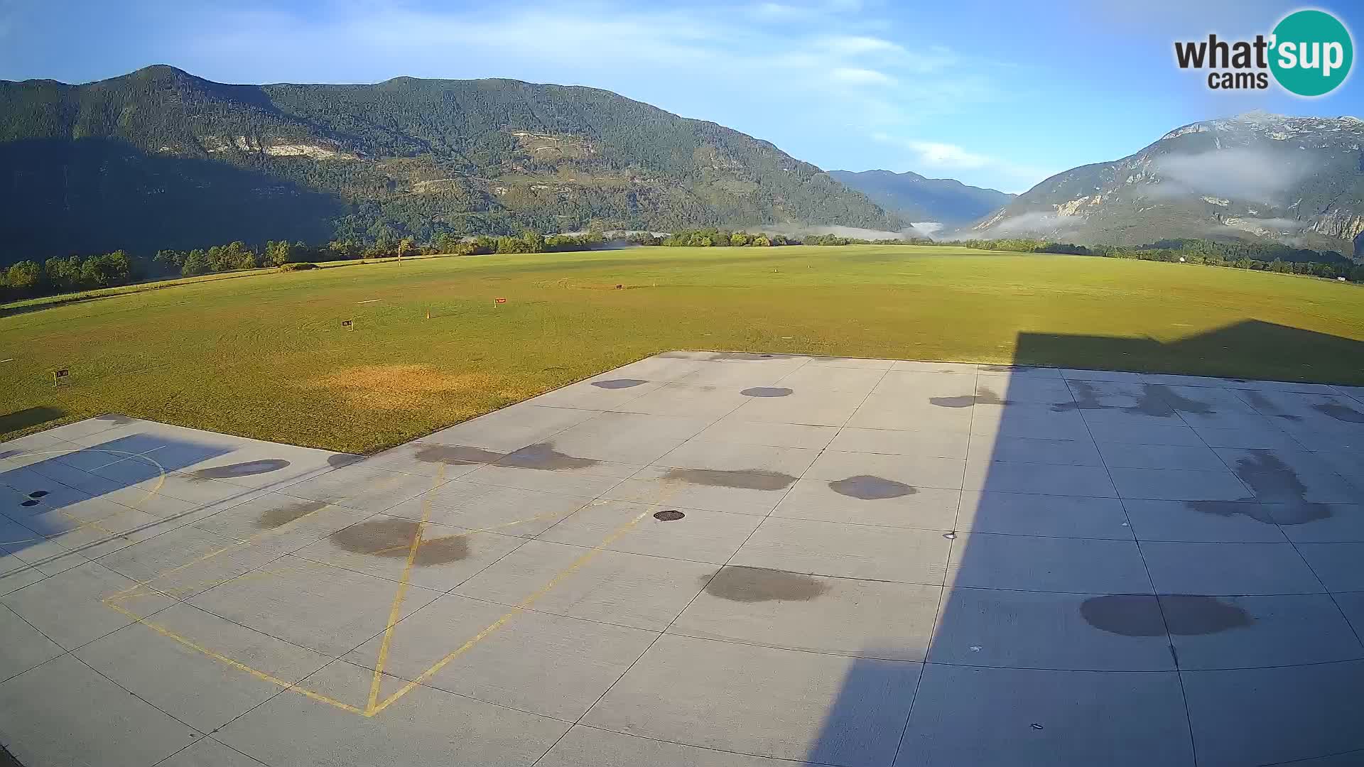 Webcam de l’aéroport de Bovec – Skydive Bovec