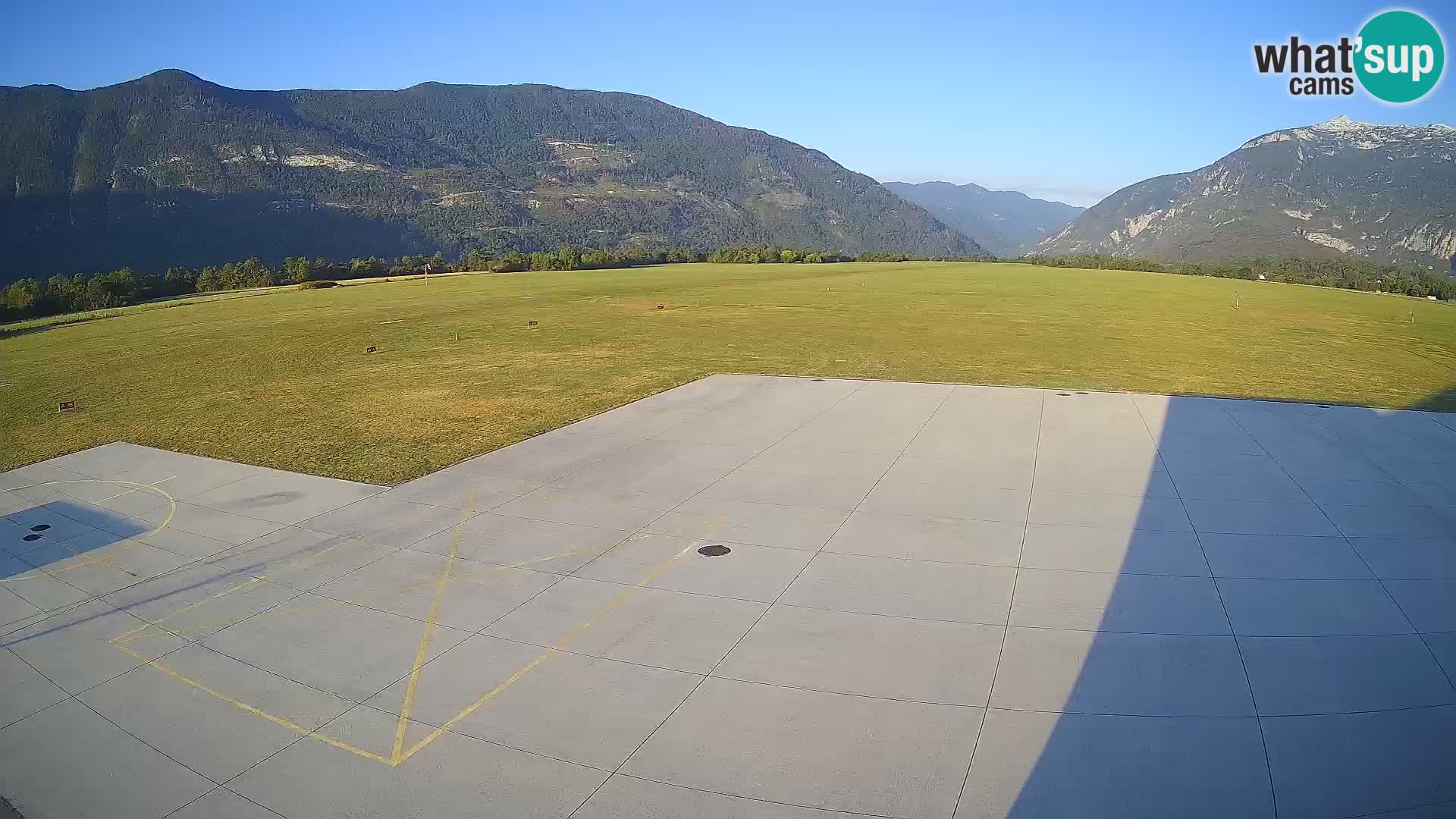 Webcam des Flughafens Bovec – Skydive Bovec