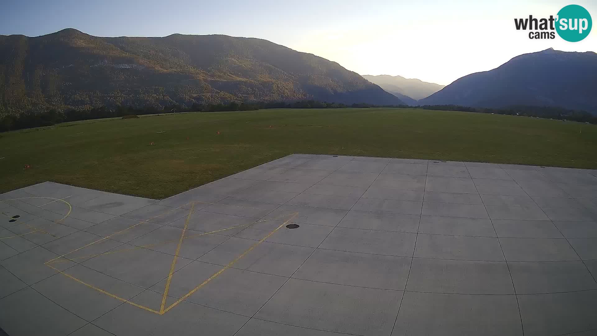 Webcam des Flughafens Bovec – Skydive Bovec