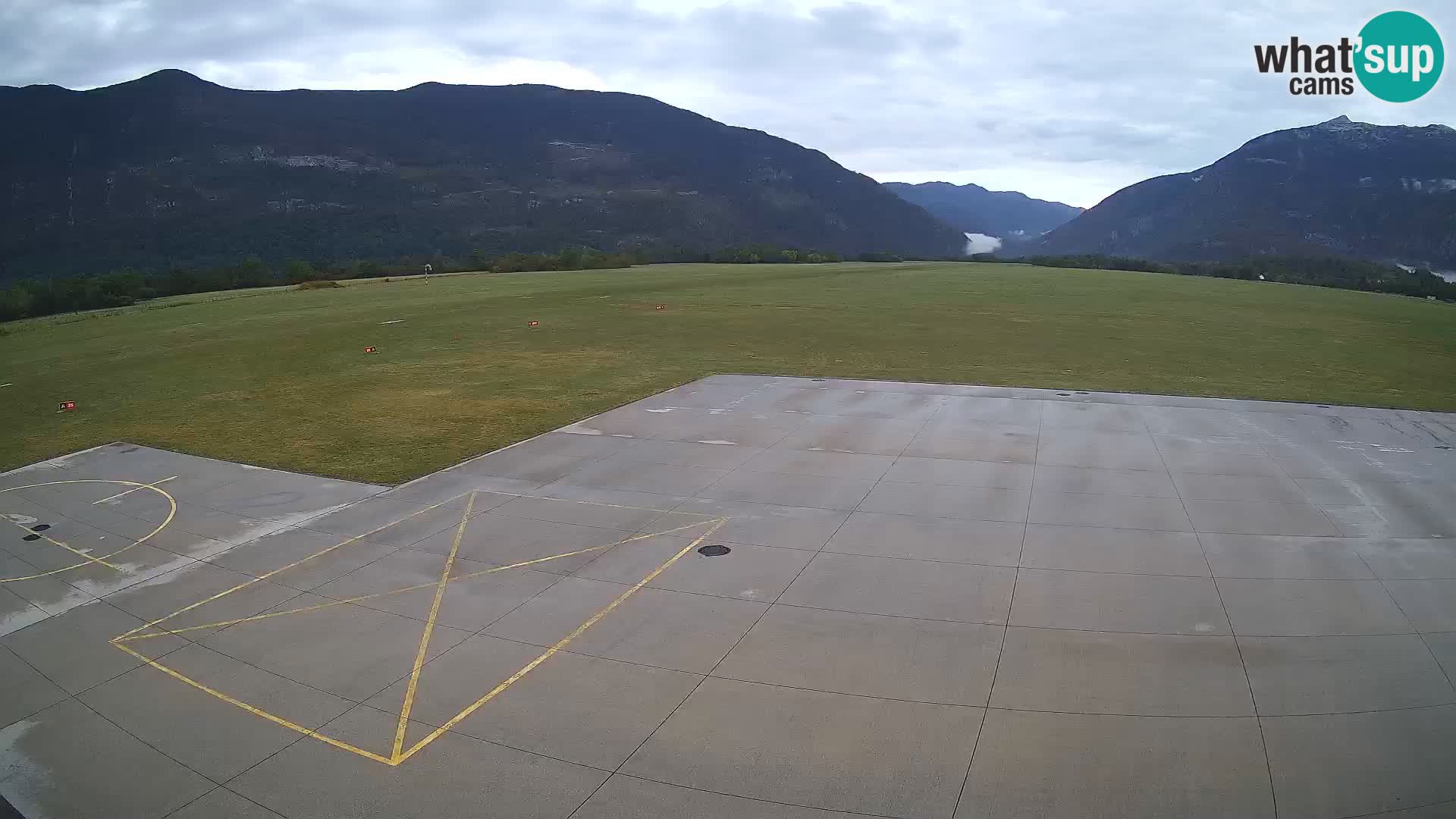 Webcam des Flughafens Bovec – Skydive Bovec