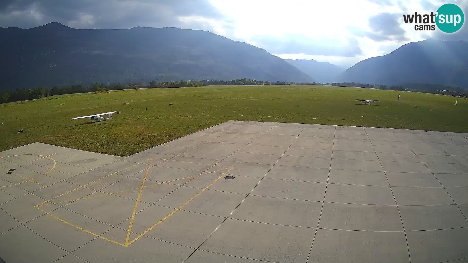 Webcam des Flughafens Bovec – Skydive Bovec