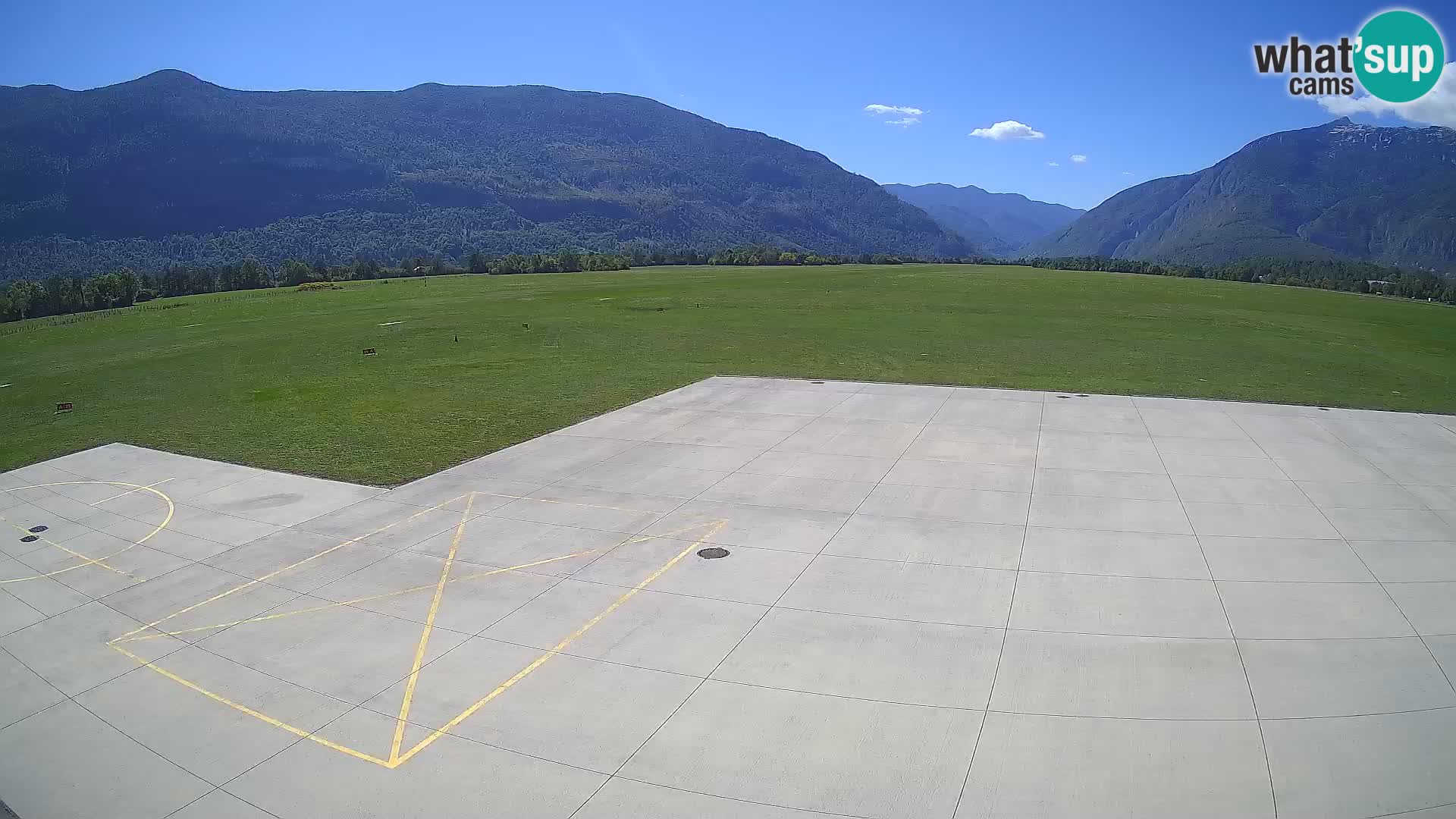 Webcam des Flughafens Bovec – Skydive Bovec